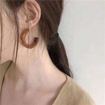 如何提高救主野性的女孩游戏下载